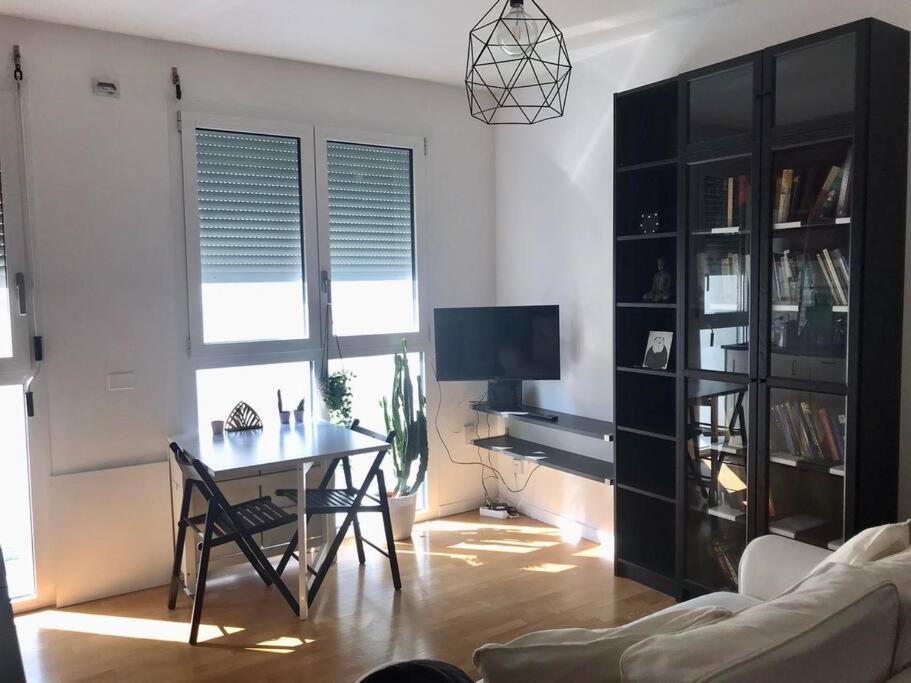 Comodo Bilocale Nuovo Milano Leilighet Eksteriør bilde